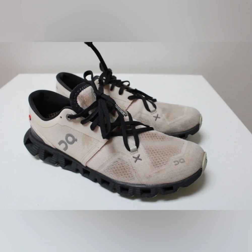 On Cloud X 3 shoes